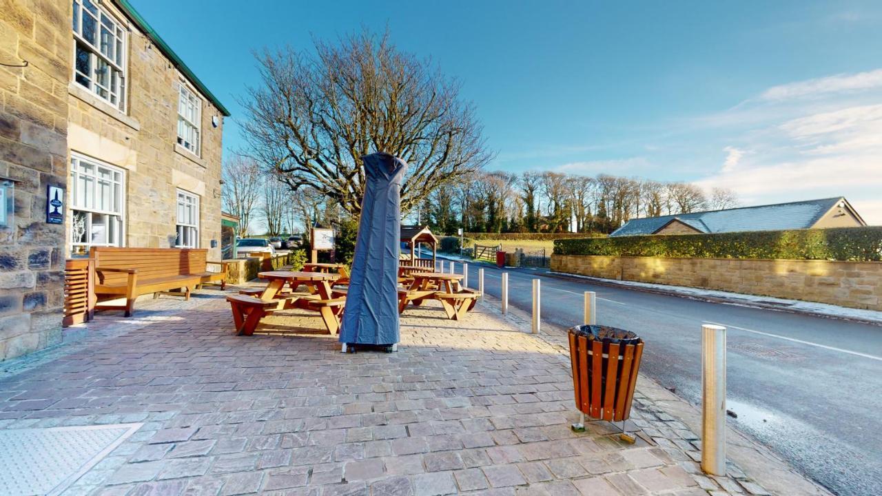 The Devonshire Arms Hotel Eckington  Exterior photo